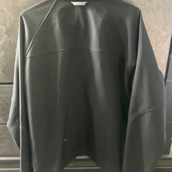 Men’s black Columbia Jacket - gently used - Picture 2 of 4